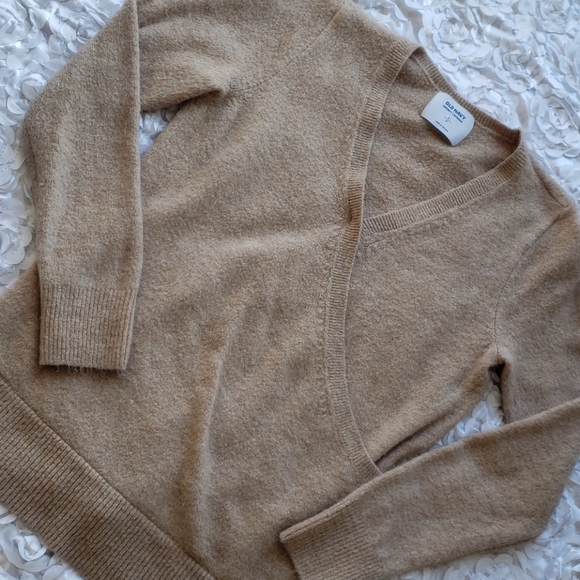 OLD NAVY - Nursing Sweater - Picture 1 of 3